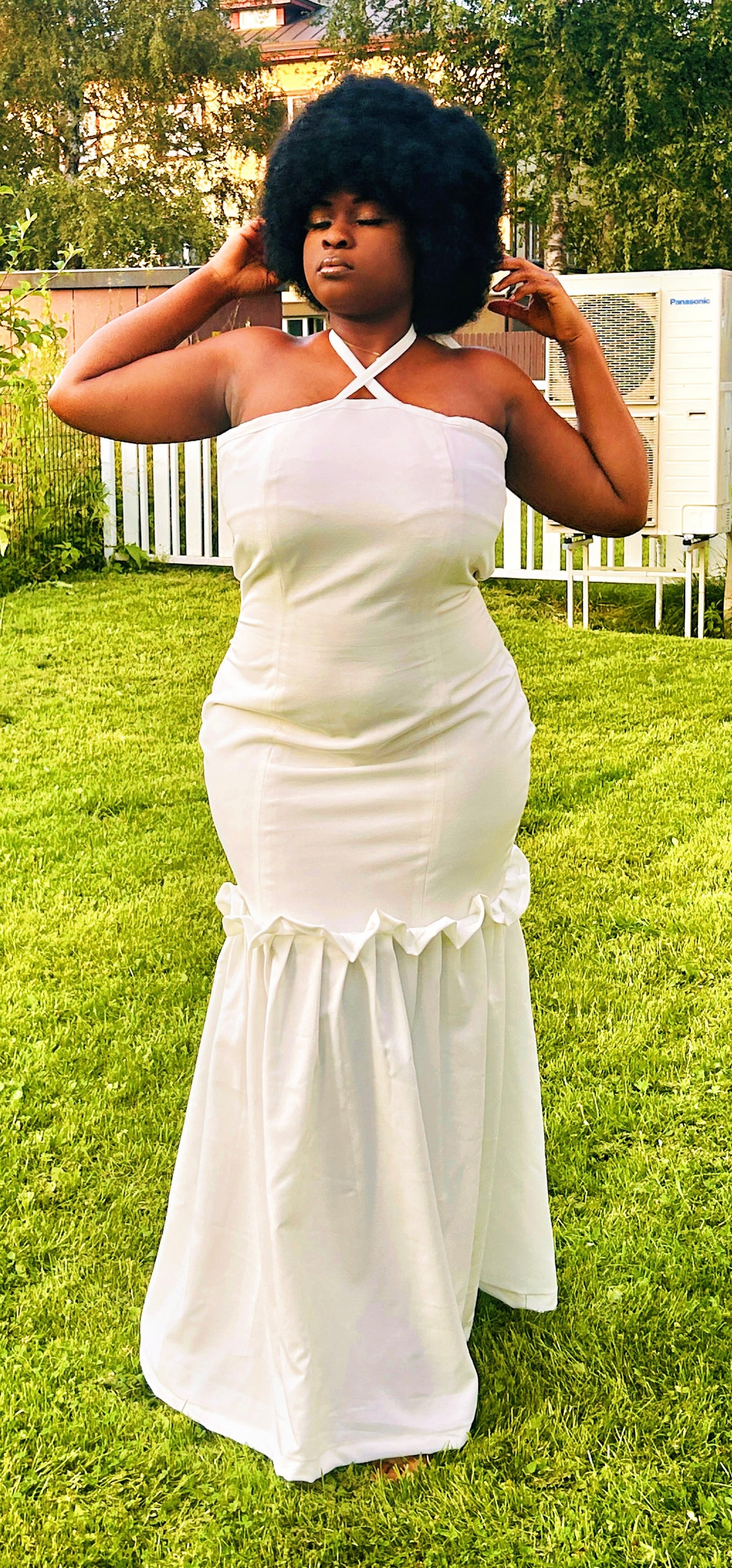 ITUNU Cross-Neck Maxi Gown