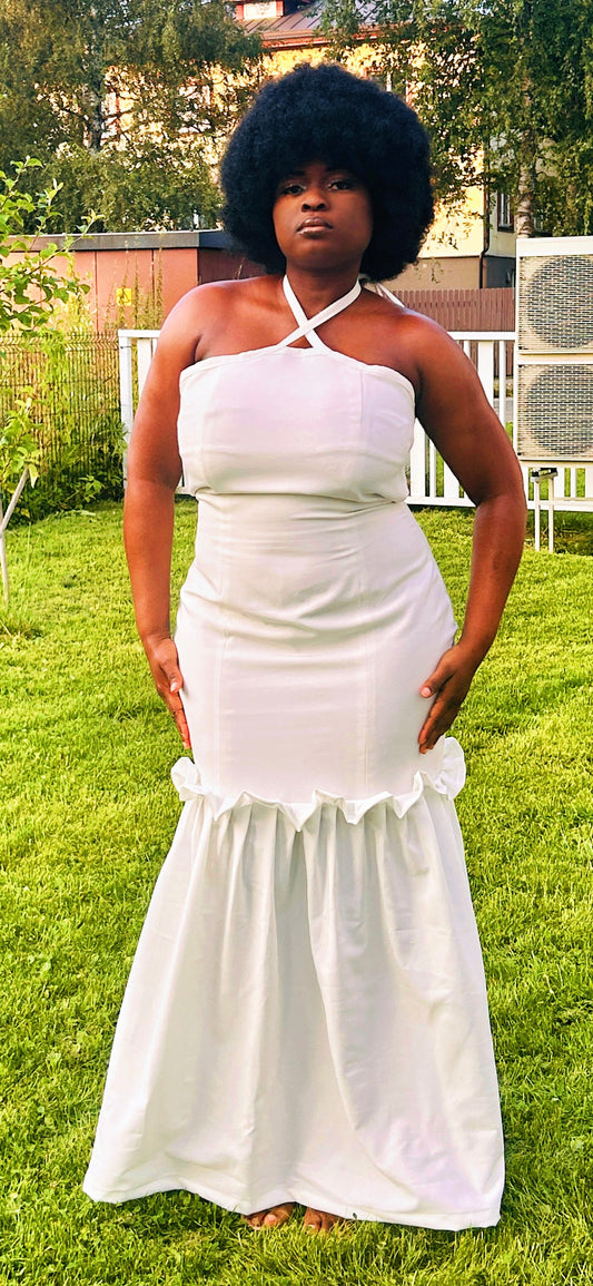 ITUNU Cross-Neck Maxi Gown